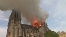 National Geographic pokaże walkę o uratowanie katedry Notre Dame LIFESTYLE, Film - Godzinny dokument specjalny minuta po minucie prześledzi wydarzenia z 15 kwietnia tego roku – błyskawiczne rozprzestrzenianie się pożaru w kolejnych częściach Notre Dame i dramatyczną akcję, w której paryscy strażacy ryzykowali życie, aby ocalić katedrę o 856-letniej historii.