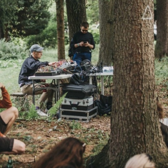 Polski kolektyw BRUTAŻ zagra na scenie Boiler Room x Ballantine's